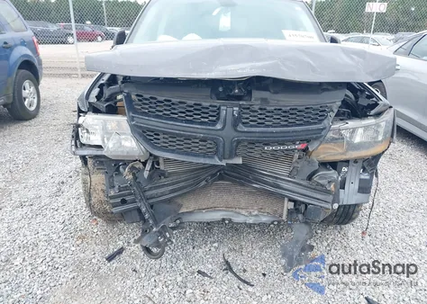 2018 Dodge Journey Crossroad z USA, uszkodzony, nr VIN 3C4PDCGG9JT339562